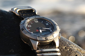 上海劳力士表走慢维修多少钱